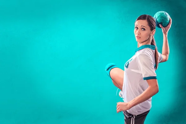 La chica del balonmano —  Fotos de Stock