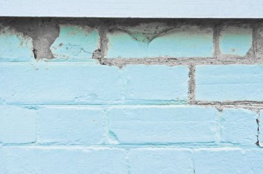 Bir duvarında aşınma hasar