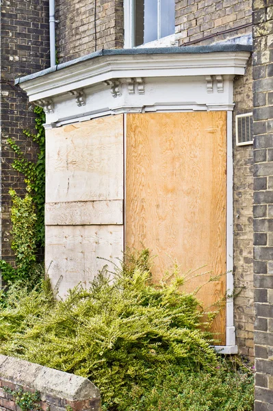 Boarded up — Stock Photo, Image