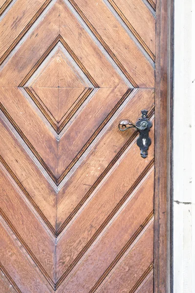 Una porta di legno — Foto Stock