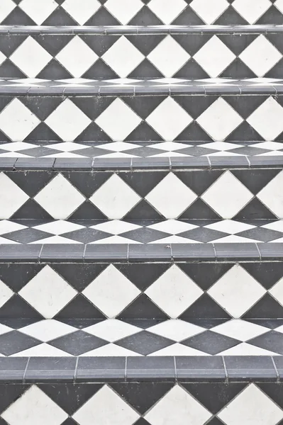 Passos em azulejos — Fotografia de Stock
