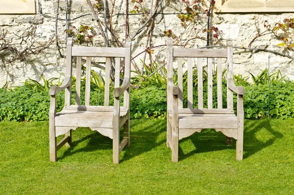 Krzesła ogrodowe — Zdjęcie stockowe