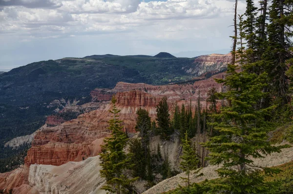 Utah _ 6951 'de Cedar' daki North View Overlook Ulusal Anıtı yıkıldı