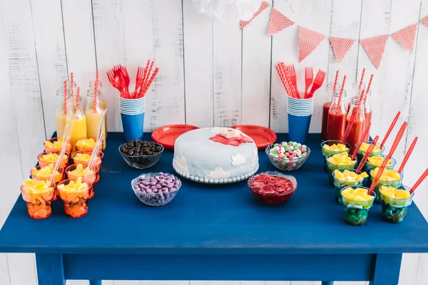 Şeker çubuğu şişe tüpler