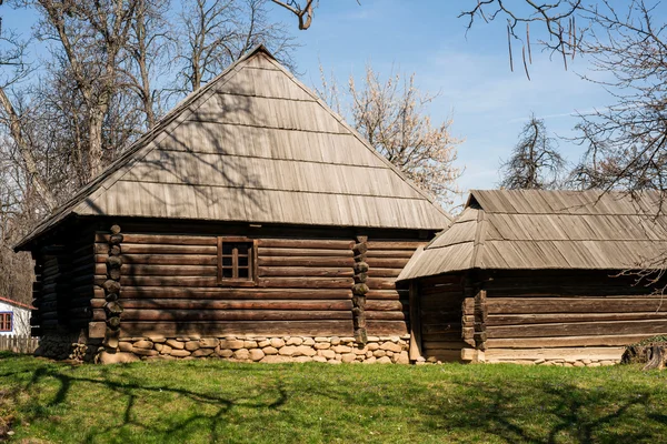 Casa rural tradicional de Transilvania, Rumania —  Fotos de Stock