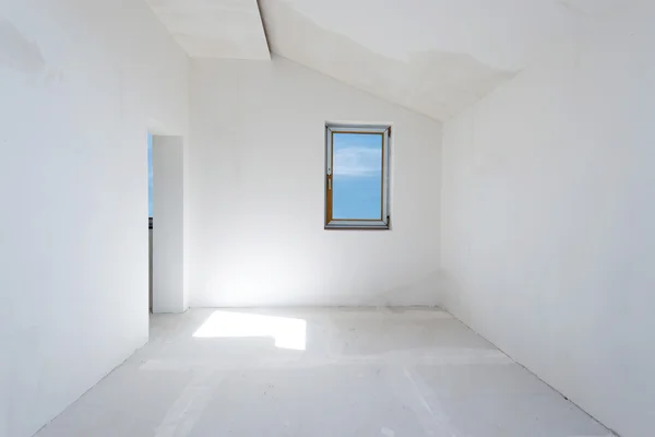 Bitmemiş bina iç, beyaz Oda (kırpma yolu içerir) — Stok fotoğraf