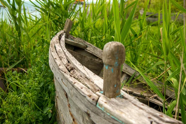 Old wooden boat - detail — Stock Photo, Image