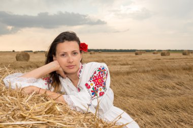 Bulgaristan Ulusal kostüm olan kadın