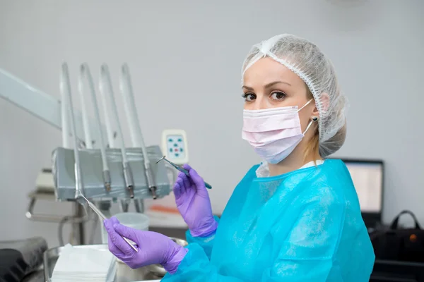 Woman dentist — Stock Photo, Image