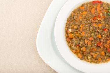 Mercimek çorbası kase