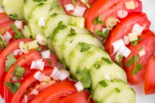 Салат з помідорів та огірків — стокове фото
