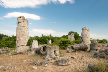 Pobiti kamani - Bulgaristan Varna yakınındaki fenomen kaya oluşumları