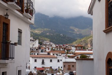 Taxco'da evleri ve kilise 