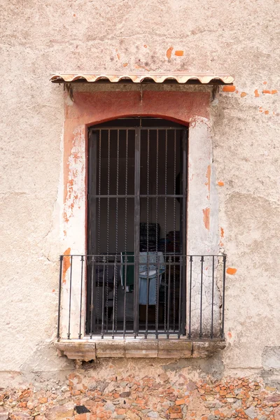 Okno v Taxco — Stock fotografie
