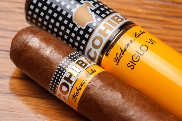 Cohiba puro. — Stok fotoğraf