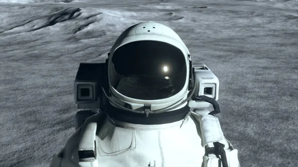 Astronaute Tient Surface Lune Parmi Les Cratères Sur Fond Planète — Photo