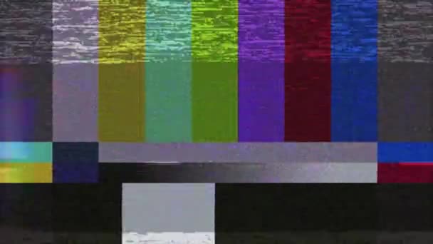 Chyba TV obrazovky. Technické problémy s barevným pruhem SMPTE. Chyba v datech barevného pruhu. Záměrná porucha. TV testovací vzorek, s barevnými pruhy, černou skříňkou a varováním. — Stock video