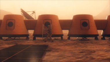 Mars gezegenindeki astronot, üssünün etrafından dolanıyor. Astronot üs boyunca yürüyor. Küçük bir toz fırtınası. Uydu anten yere veri gönderiyor. 3B illüstrasyon