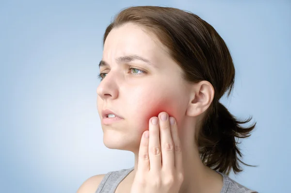 Femme avec mal de dents — Photo