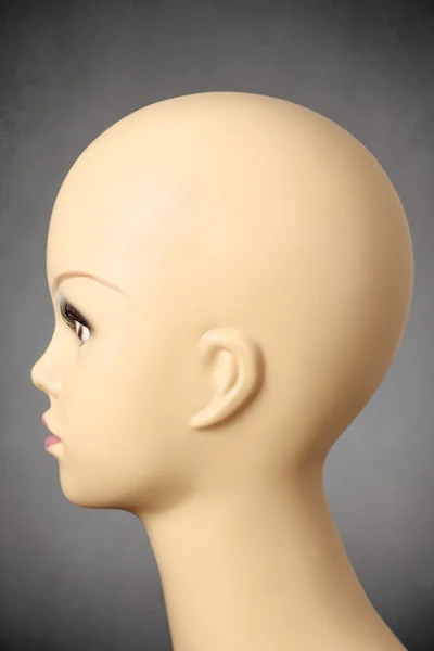 Side view of a female manikin head — Stock Photo, Image