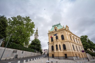 BELGRAD, SERBIA - 21 Haziran 2020: Avusturya 'nın Belgrad büyükelçiliğinin (Osterreichische botschaft) ana binası. Bu, Avusturya Cumhuriyeti 'nin Sırbistan' daki resmi temsilcisidir.