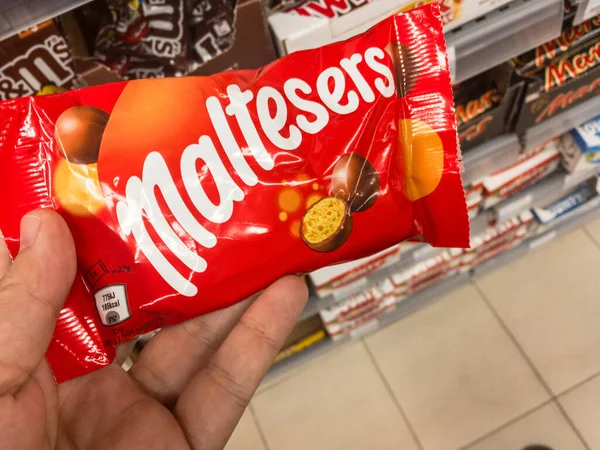 Belgrade Serbie Juillet 2021 Logo Maltesers Sur Sac Leurs Bonbons — Photo