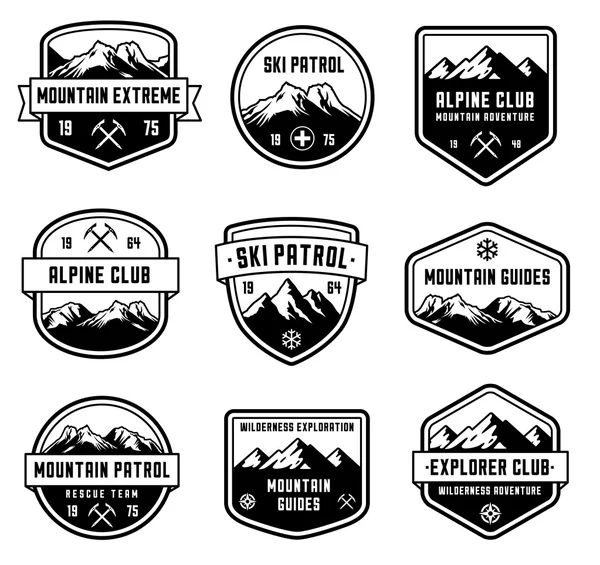 Vector de montaña insignias — Vector de stock