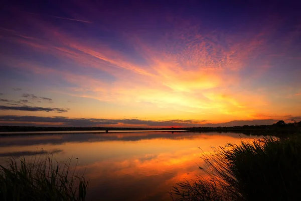 Гарний Краєвид Заходом Сонця Озері — стокове фото