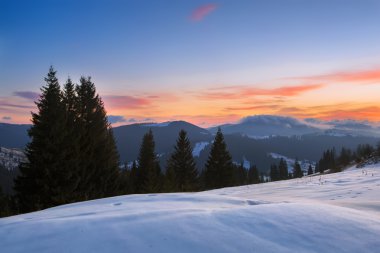 Şafak dağlar, kış