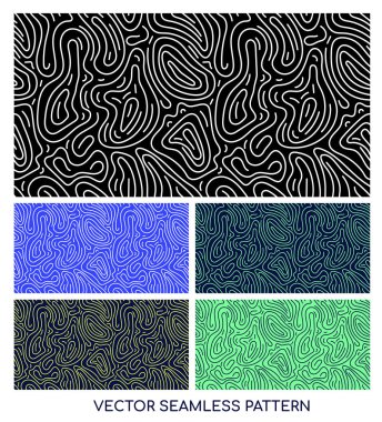 Çeşitli renk paletlerindeki topografik haritalara veya parmak izlerine benzeyen soyut organik çizgilere sahip kusursuz vektör deseni.