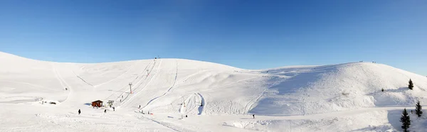 Montagne con neve — Foto Stock