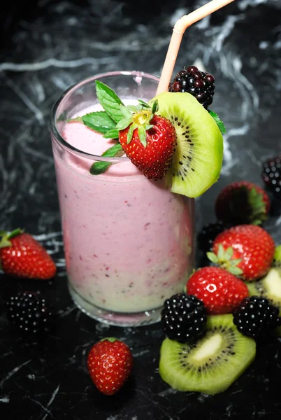 Glass with smoothie — Stock Photo, Image