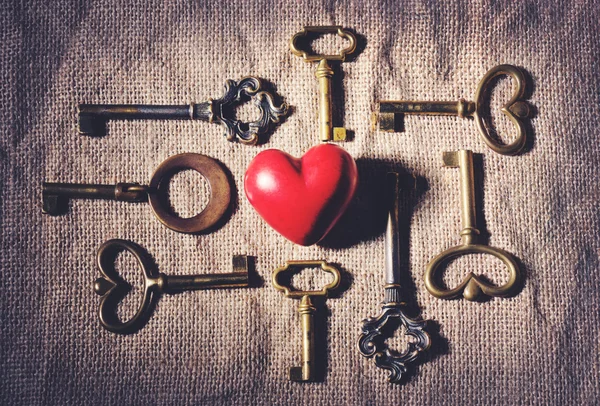 Coração com chaves vintage — Fotografia de Stock