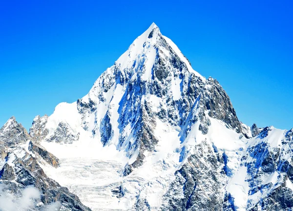 Hermosas montañas pico en Nepal —  Fotos de Stock