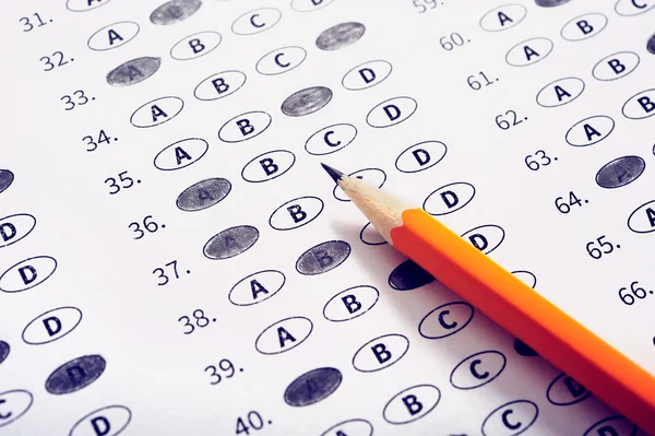 Answer sheet with pencil. Education concept — Stock Photo, Image