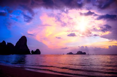 Karayip sahilinde gün batımı