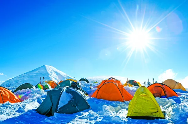 Expedición de camping en tienda en el Monte Everest — Foto de Stock