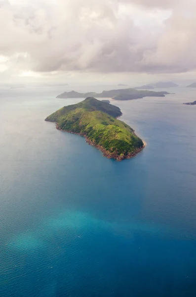 ウィット サンデー諸島、クイーンズランド州 - オーストラリア - 空撮 ストック写真