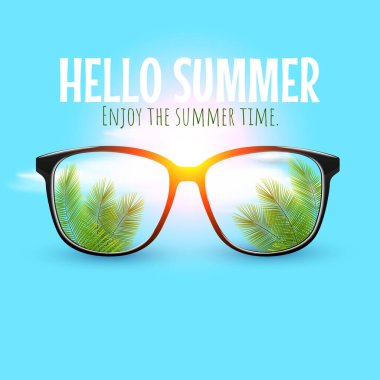 Pastel arka planda hurma yapraklı güneş gözlükleri. Yaz, tatil, tatil konsepti. Gözlük indirimi afişi, poster veya sosyal medya iletisi.