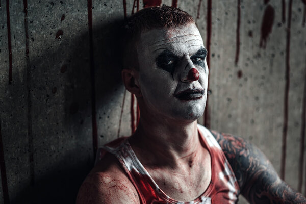 Чертов клоун-маньяк с топором
