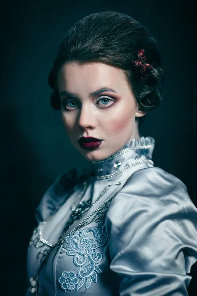 Woman in victorian dress — Stock Photo, Image