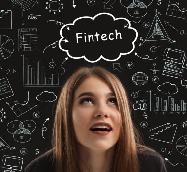 İş, teknoloji, internet ve ağ konsepti. Genç işadamı başarılı büyüme adımları üzerinde düşünüyor: Fintech