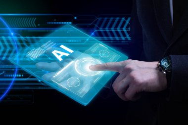 İş, Teknoloji, İnternet ve ağ konsepti. Genç işadamı geleceğin sanal ekranı üzerinde çalışıyor ve yazıyı görüyor: