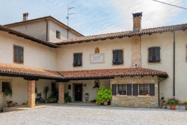 Dolegna del Collio, İtalya (4 Mayıs 2025) - İtalyan şair ve yazar Pietro Zorutti 'nin doğduğu kırsal bina (1792-1867))