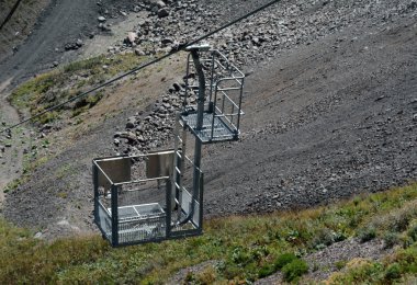 hizmet kabin dağlarda