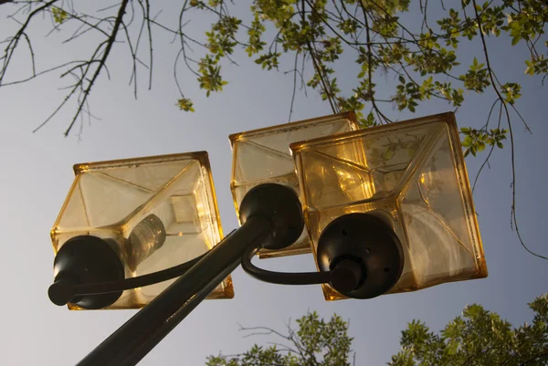 Close-up van een straat lamp van glas — Stockfoto