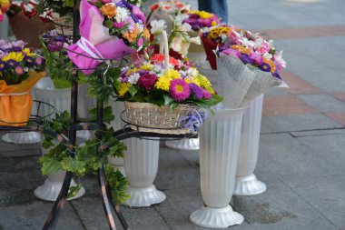 Çeşitli buketleri satış için hazır 
