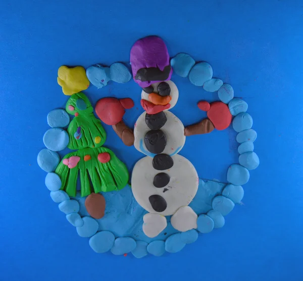 Пластиліновий сніговик - аплікаційна робота — стокове фото