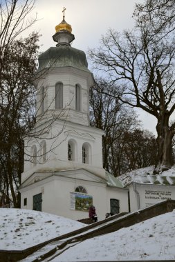 Chernihiv, Ukrayna, Illinskaya kilisede insanlarla