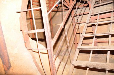 koridor ve merdiven antoniy mağaraları